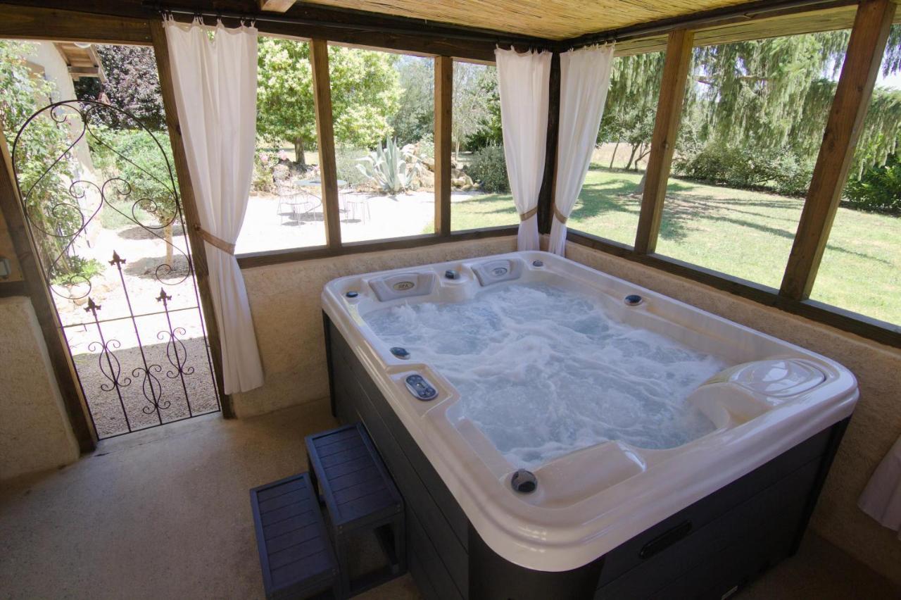 Bed and Breakfast Au Bel Air Clermont-Pouyguilles Экстерьер фото