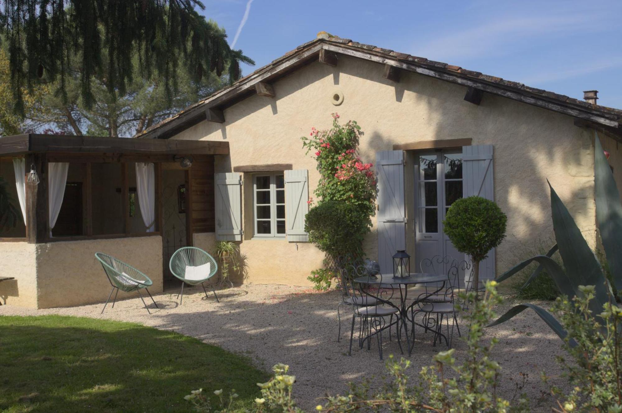 Bed and Breakfast Au Bel Air Clermont-Pouyguilles Экстерьер фото