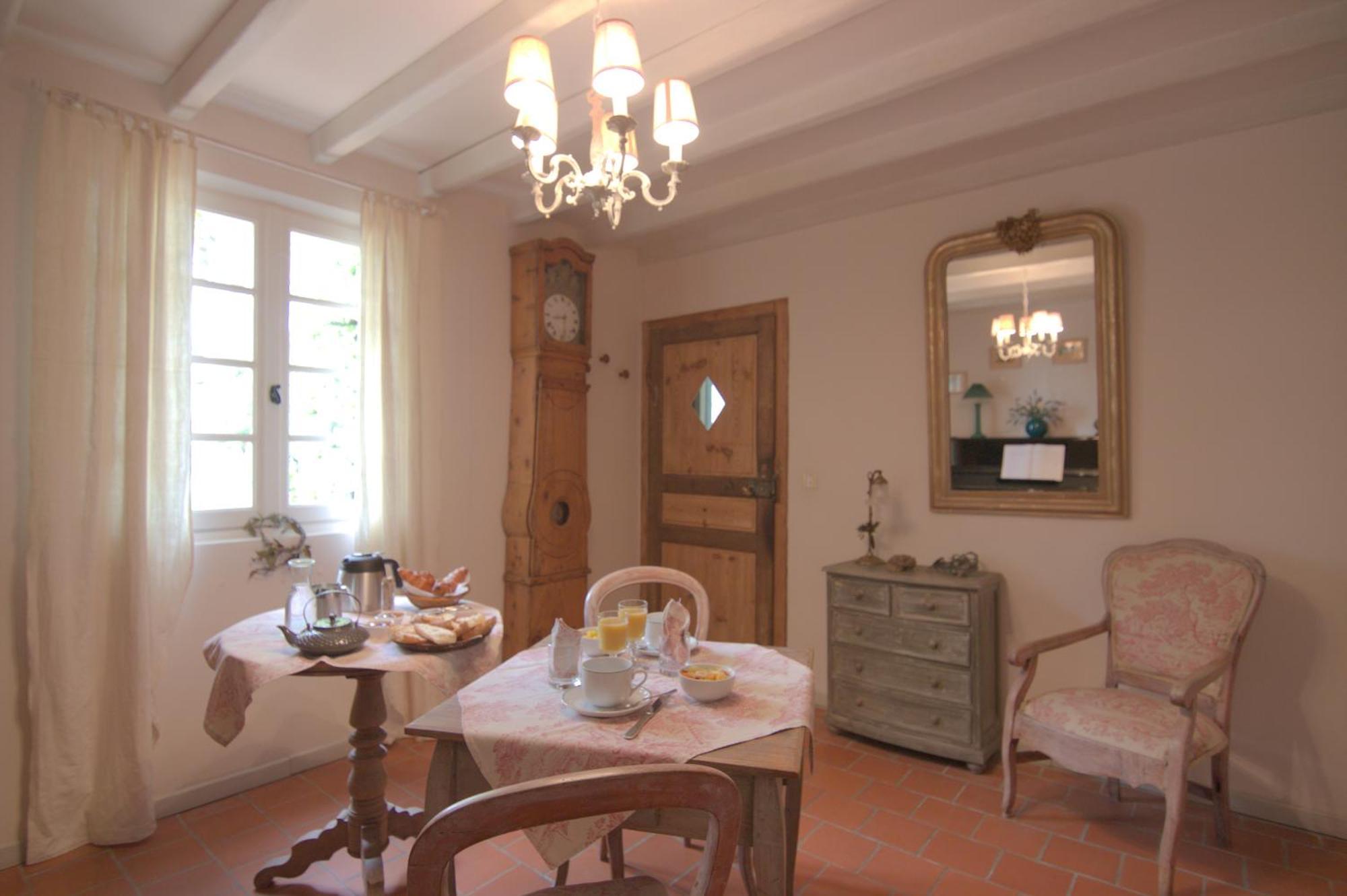 Bed and Breakfast Au Bel Air Clermont-Pouyguilles Экстерьер фото